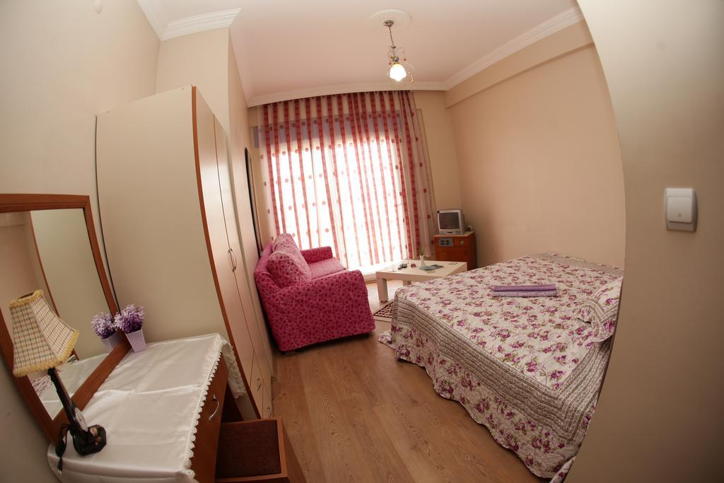 Hotel Antonio Кешме Экстерьер фото